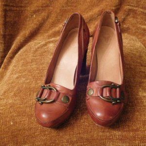 Frye Brown  Heels, size 6.5